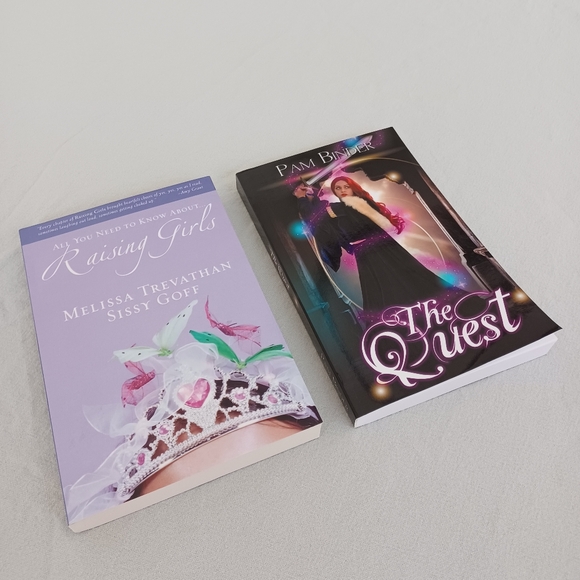 2 New Paperback Books Novels - Picture 5 of 5